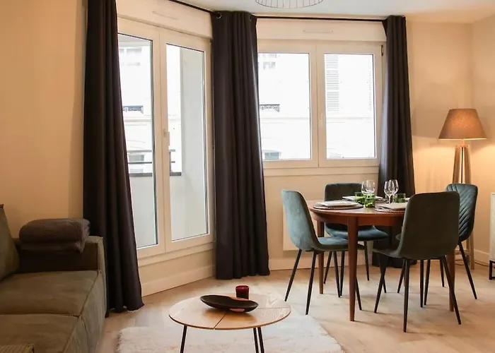 Logement Centre Ville De Reims - Commerces - Wifi